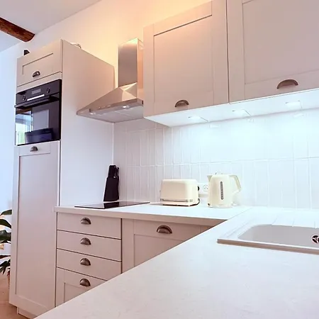 Newly Renovated Gem, Old Antibes